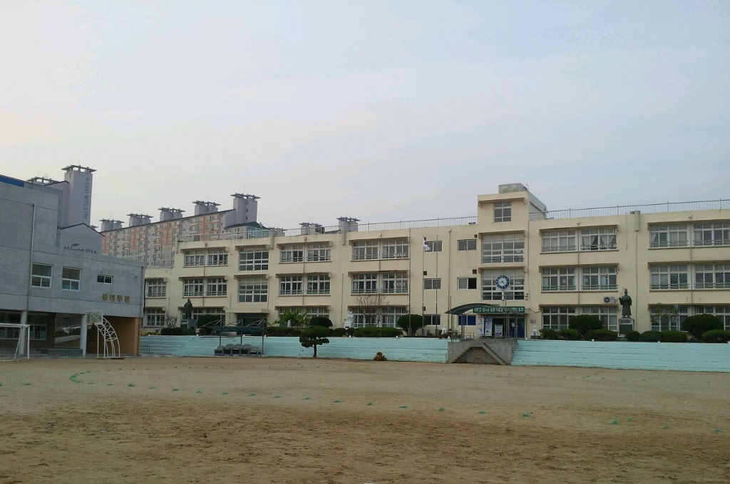 약동초등학교 이미지
