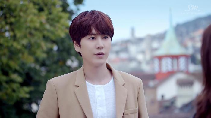  어이없는 규현 신곡 뮤직비디오 캡처 | 인스티즈