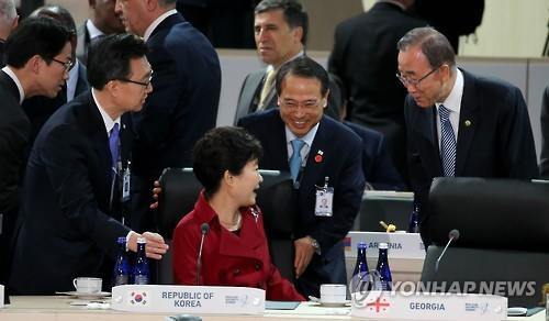 오늘자 대한민국 현 대통령과 차기 유력 대통령 후보 | 인스티즈