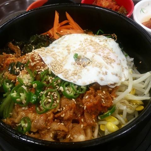 한국인의 밥심! 돌솥제육비빔밥 낙지돌솥비빔밥 jpg | 인스티즈