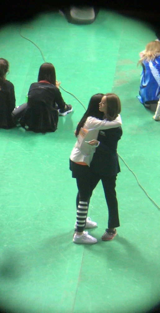 아육대에서 혜리와 사나가 빨리 친해진 이유 | 인스티즈