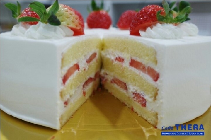 딸기 생크림 케이크.jpg | 인스티즈