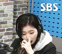 [twice] 오늘자 라디오에서 다현이 입크기 따라하는 트와이스.gif | 인스티즈