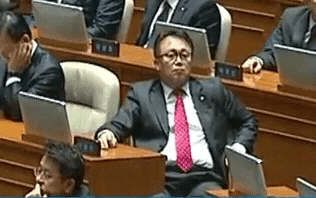 표정관리하는 더민주 ㅎㅎ | 인스티즈