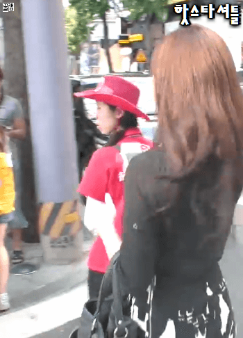 봄맞이 사랑스러운 내여자친구의 데이트룩.jpgif | 인스티즈
