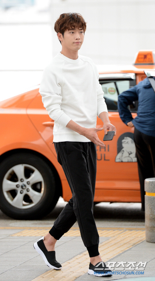 오늘자 서강준 공항패션.jpg | 인스티즈