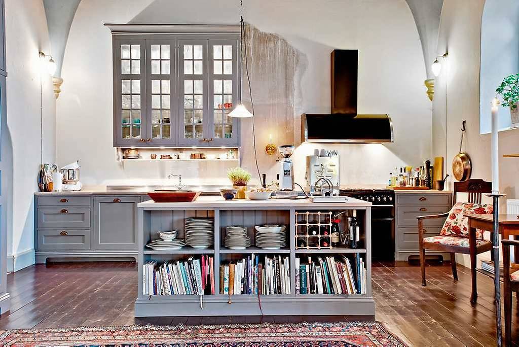 오래된 교회를 매입해 개조한 어느 스웨덴의 가정집 | 인스티즈