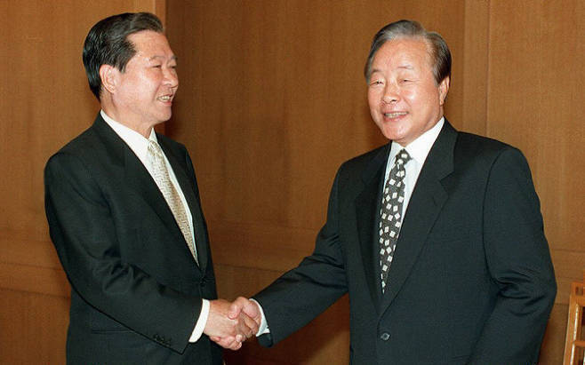 대한민국 민주화를 만들어낸 두 대통령 | 인스티즈