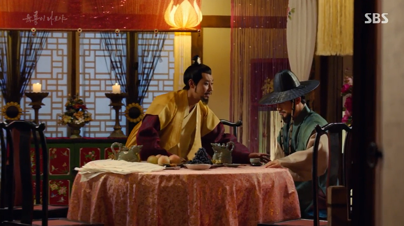 [육룡이나르샤] 극초반부터 시청자들을 멘붕에 빠뜨린 주인공의 아역시절 | 인스티즈