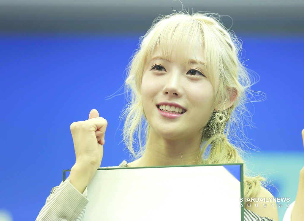 신기한 귀 모양을 가진 우주소녀 루다 | 인스티즈