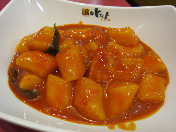 떡볶이 밀떡 vs 쌀떡.jpg | 인스티즈