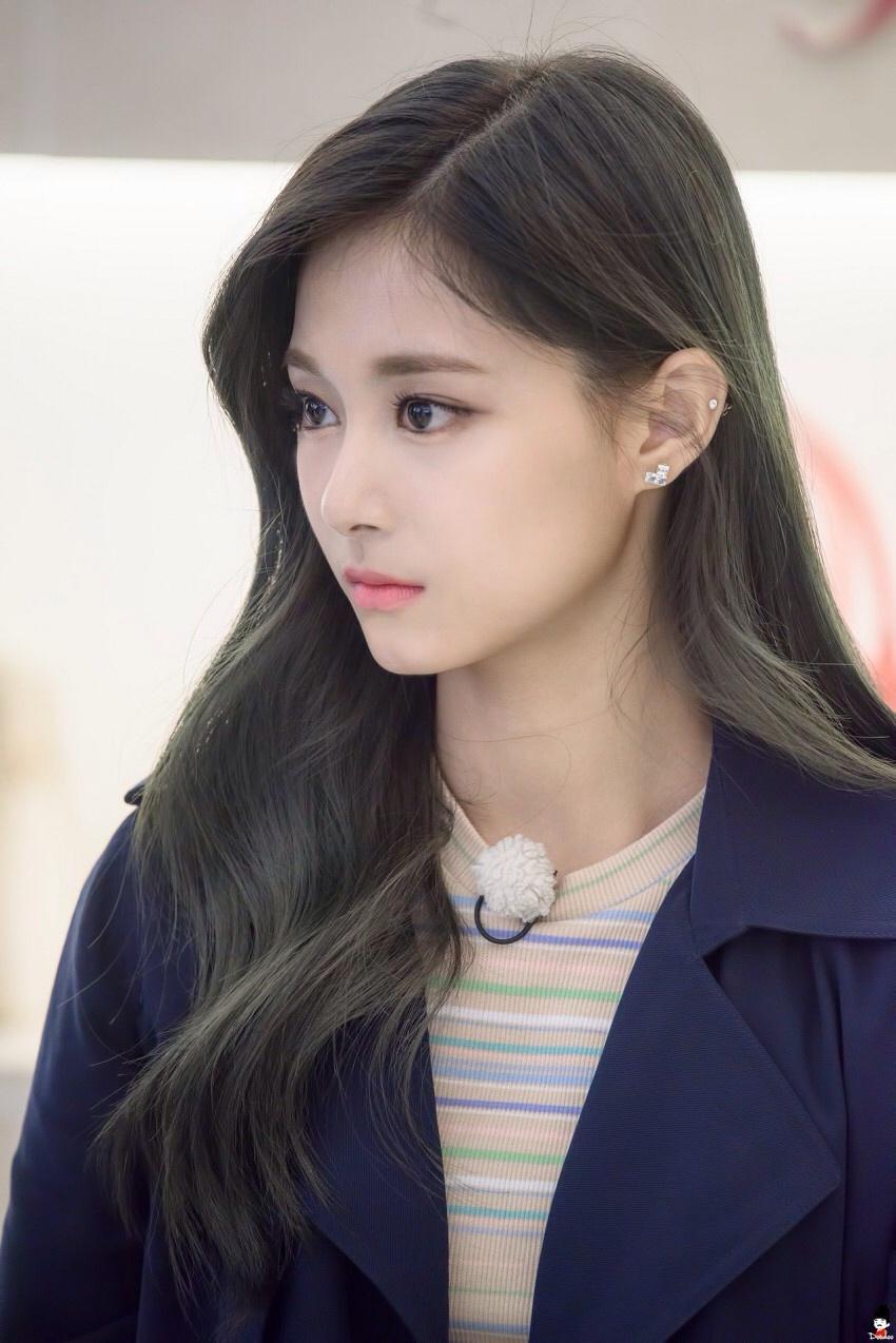 [트와이스] 대놓고 이쁨이쁨한 쯔뭉이 쯔위 짤모음.jpg | 인스티즈