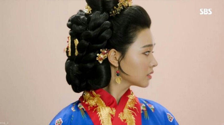 [달의연인] 오늘 일본에서 열린 보보경심:려 의상 전시회 | 인스티즈
