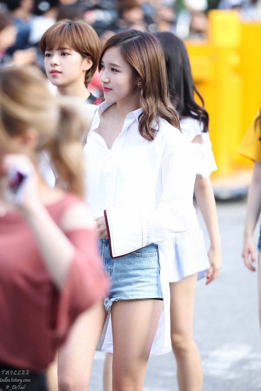 트와이스 뮤직뱅크 출근길 | 인스티즈