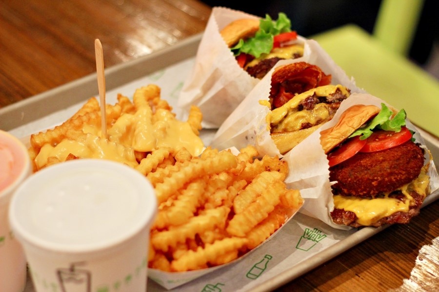 동부 쉑쉑버거 VS 서부 인앤아웃 | 인스티즈