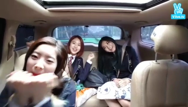 [TWICE] 흔한_급식단의_등교길. (광대 주의) | 인스티즈
