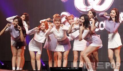 트와이스, 걸그룹 브랜드 평판 1위...2위 블랙핑크·3위 아이오아이 | 인스티즈