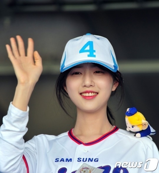 오늘자 유담ㄷㄷㄷㄷㄷ | 인스티즈