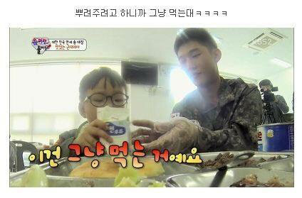 대한이 햄버거 만들어주는 군인삼촌.jpg (심장주의) | 인스티즈