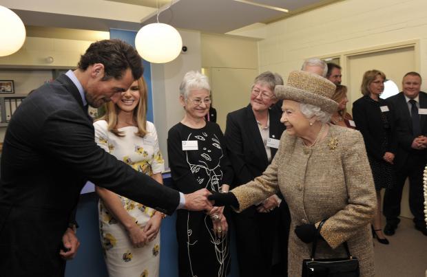 영국 왕족을 만난 데이비드 간디 | 인스티즈