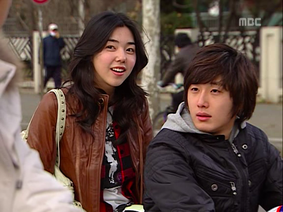 [거침없이하이킥] 유미 기 살려주는 민호.jpg | 인스티즈