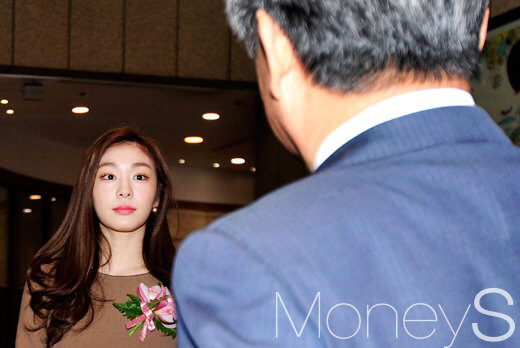 오늘자 김연아 | 인스티즈