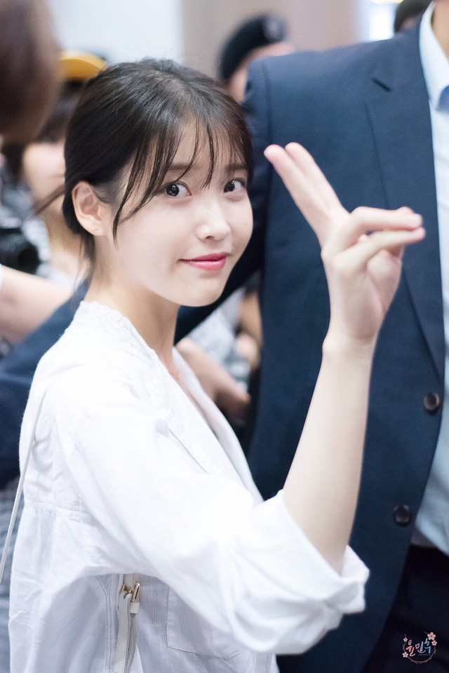 [16.07.23] 중국 팬미팅 아이유.jpg | 인스티즈