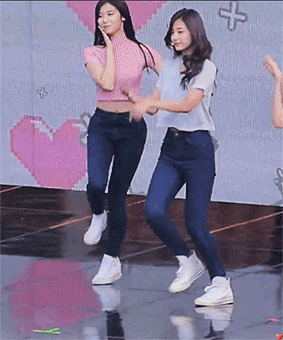 [twice] 오늘 DMC무대 하는 트와이스 리허설 짤 몇개.gif | 인스티즈
