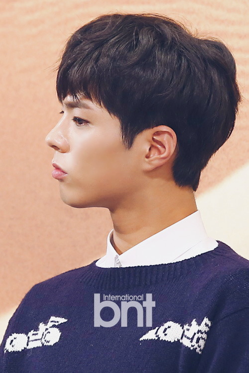 박보검 옆선.jpg | 인스티즈