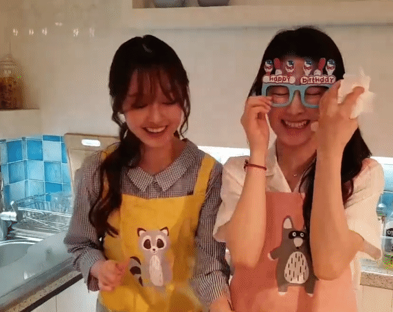 미미한테 생일상받고 감동받은 하나님 (구구단) | 인스티즈