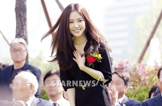 오늘자 손나은 미모ㄷㄷㄷ | 인스티즈