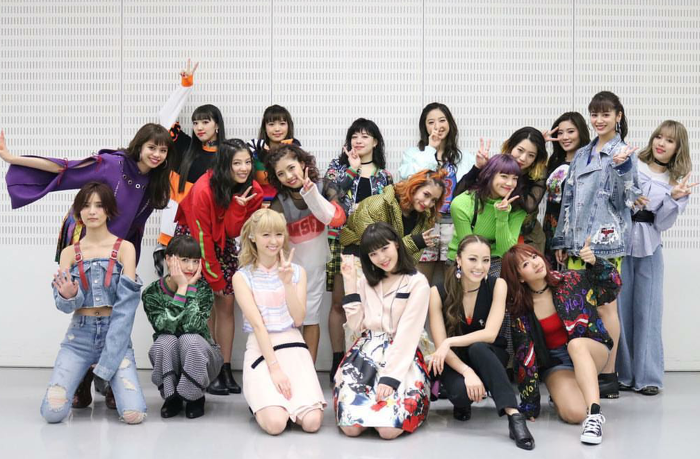 일본 걸그룹들이 입은 의상 | 인스티즈