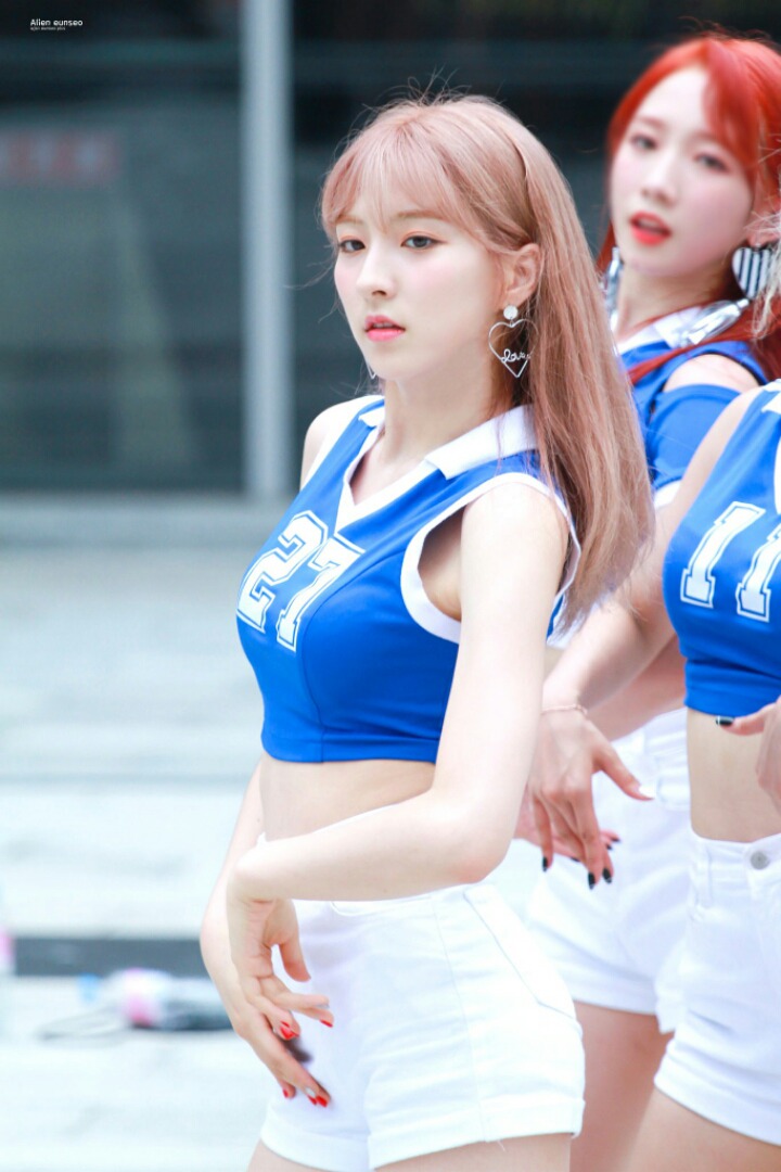 밖에서 새가 기분좋게 울어서 우주소녀 은서 | 인스티즈