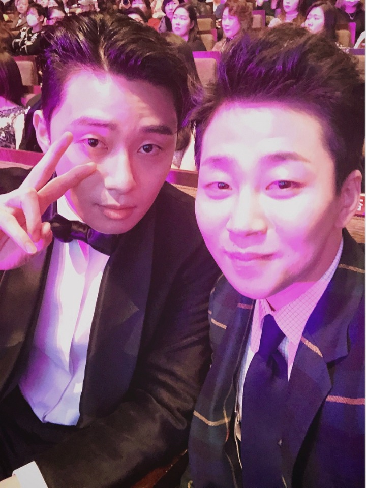 딘딘(좌) 박서준(우) | 인스티즈