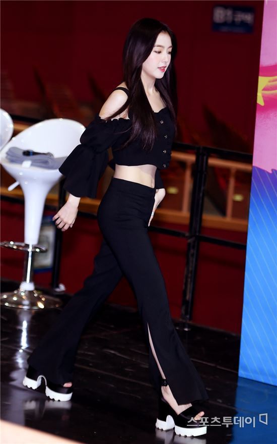 아이린 허리라인 | 인스티즈