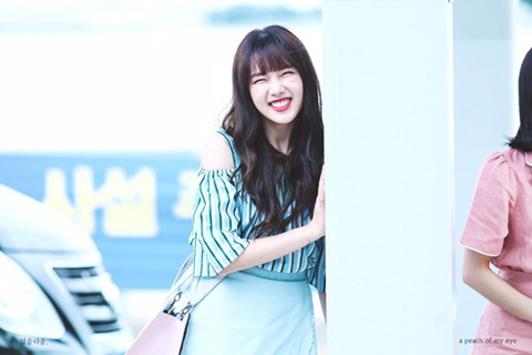 [여자친구] 크리스마스가 얼마남지 않아서 예린이 | 인스티즈