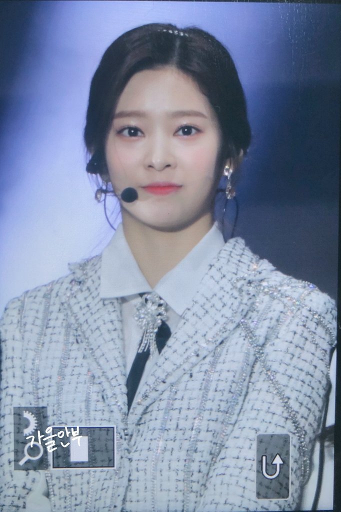 프리뷰로 보는 오늘자 아이즈원 김민주.jpg | 인스티즈