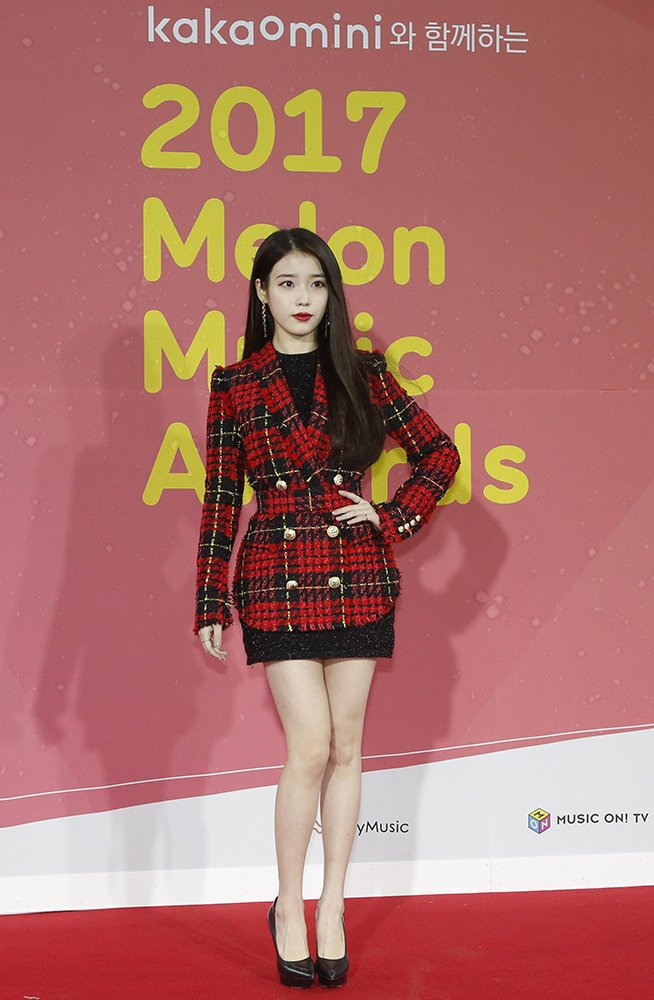 공주님 같았던 멜론뮤직어워드 아이유.jpg | 인스티즈