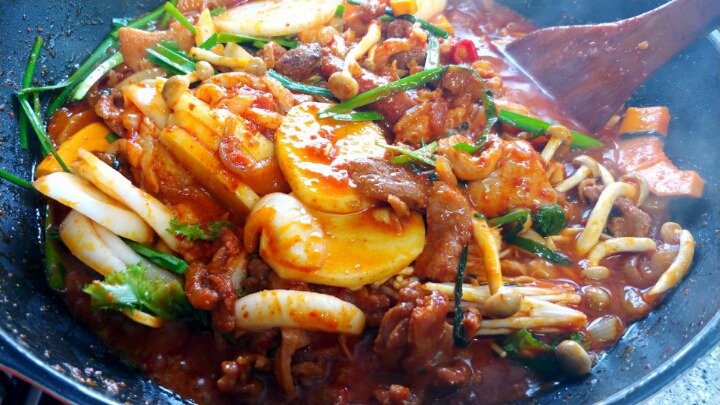 돈이랑오리 이미지