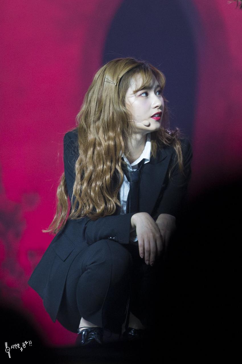 원스 비긴즈 팬미팅 사나 사진 | 인스티즈