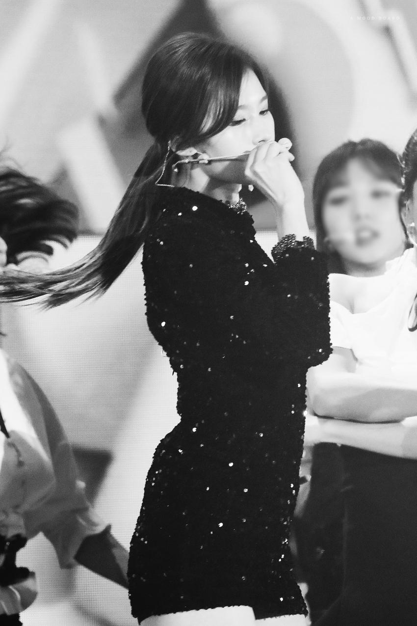 소리바다어워즈도 홀려버린 트와이스 사나.jpgif | 인스티즈