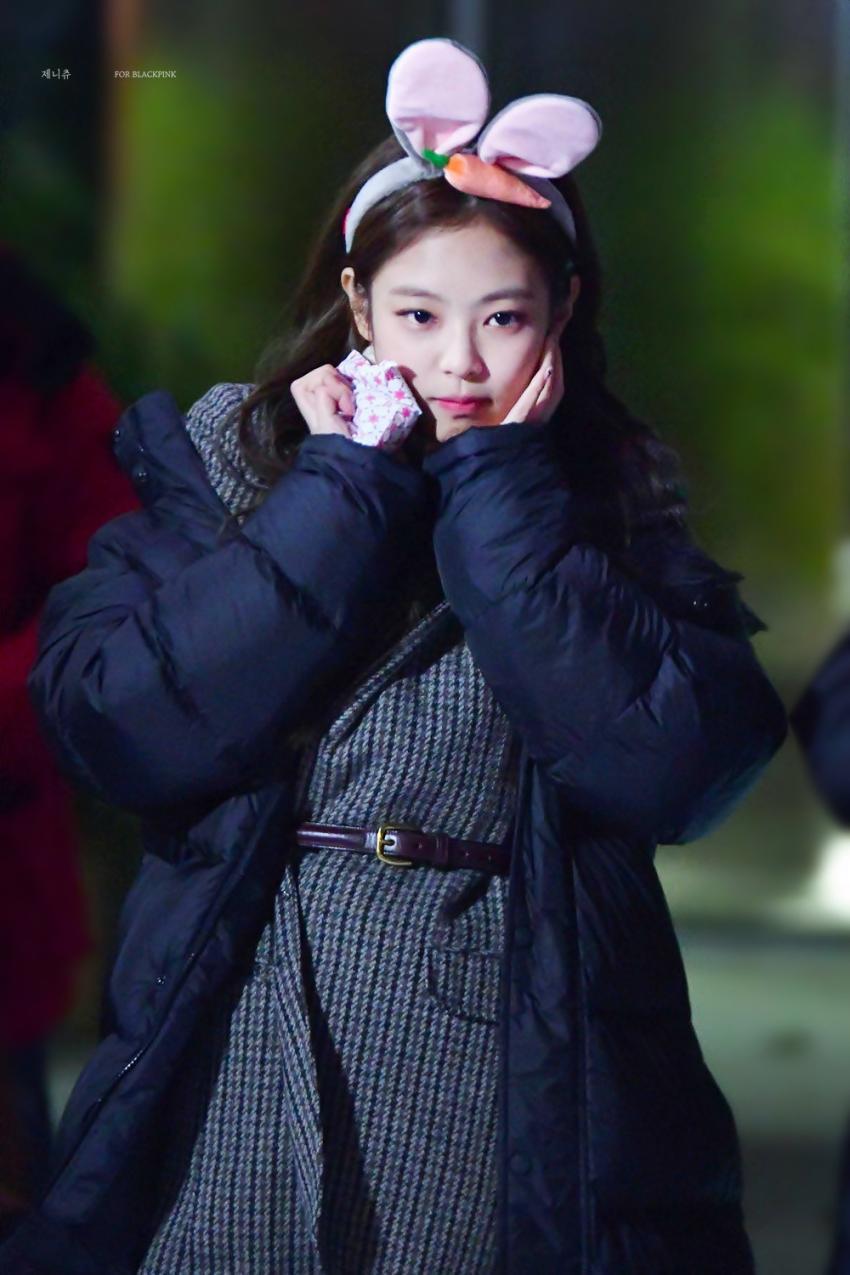 고양이처럼 생긴 블랙핑크 제니 | 인스티즈