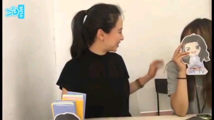 흔한 30대 여배우에게 줄임말 아는 거 있냐고 물었을 때의 답변 | 인스티즈