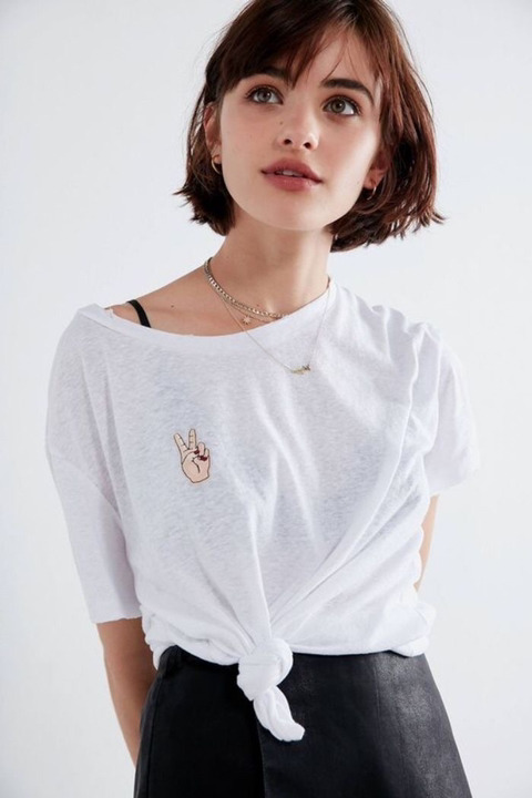단발머리 이미지