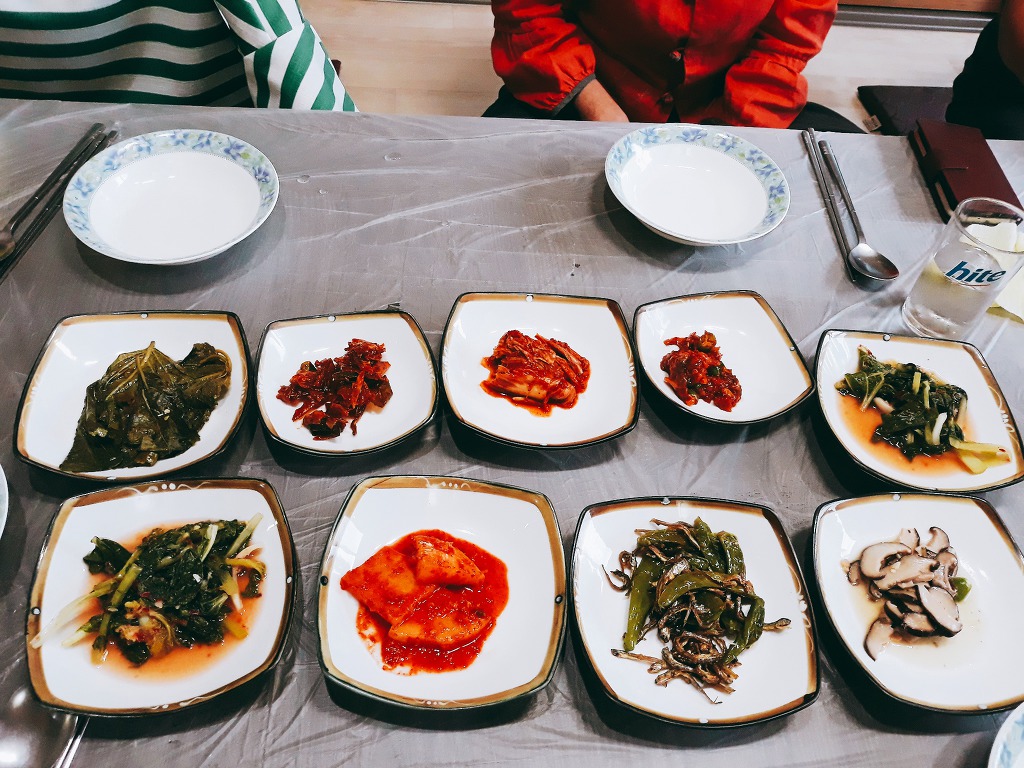 강변식당 이미지