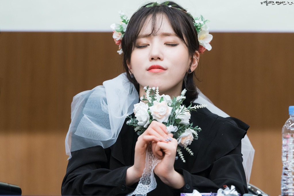 [러블리즈] 내가 좋아하는 8명을 좋아하는 후배들이 있다니 신기해서 명은이 | 인스티즈