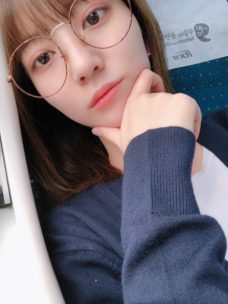 오마이걸 트위터 비니 | 인스티즈