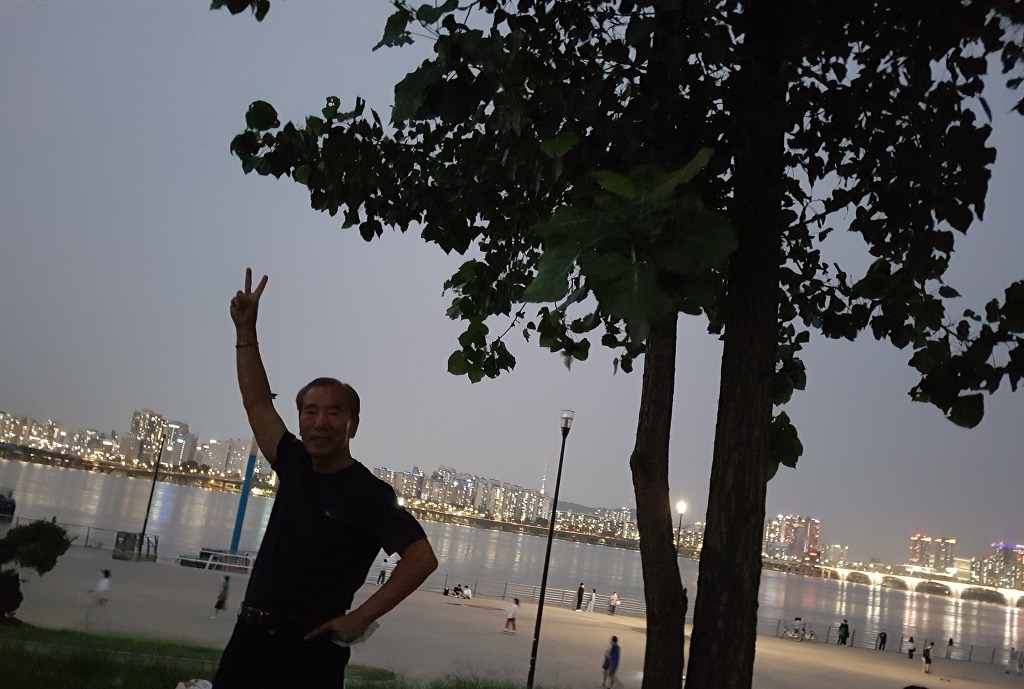 8월의중식 이미지