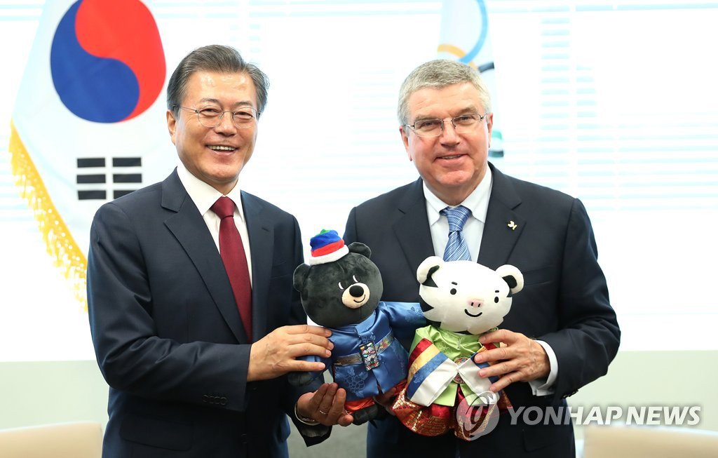 국내의 참담한 정치 환경에서 뉴욕에서 눈물나게 열일하는 문재인 대통령 | 인스티즈