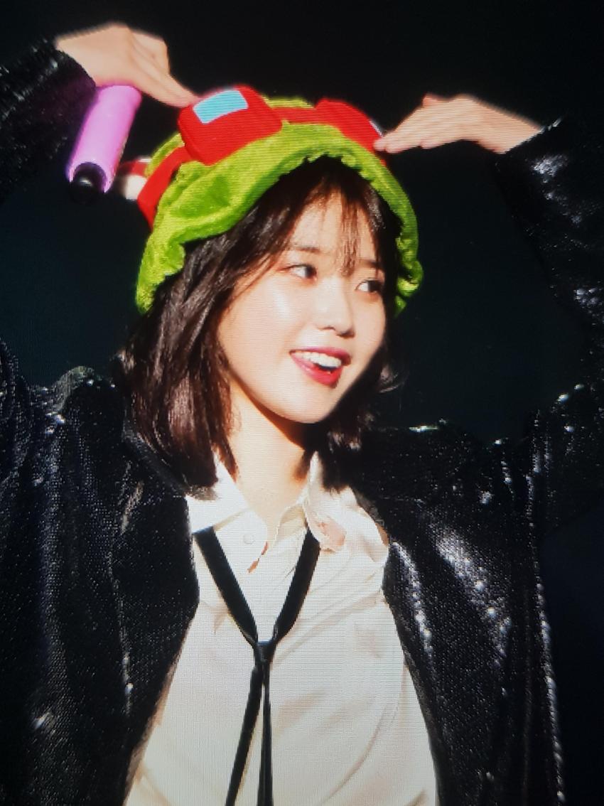 오늘자 광주콘서트 아이유 | 인스티즈